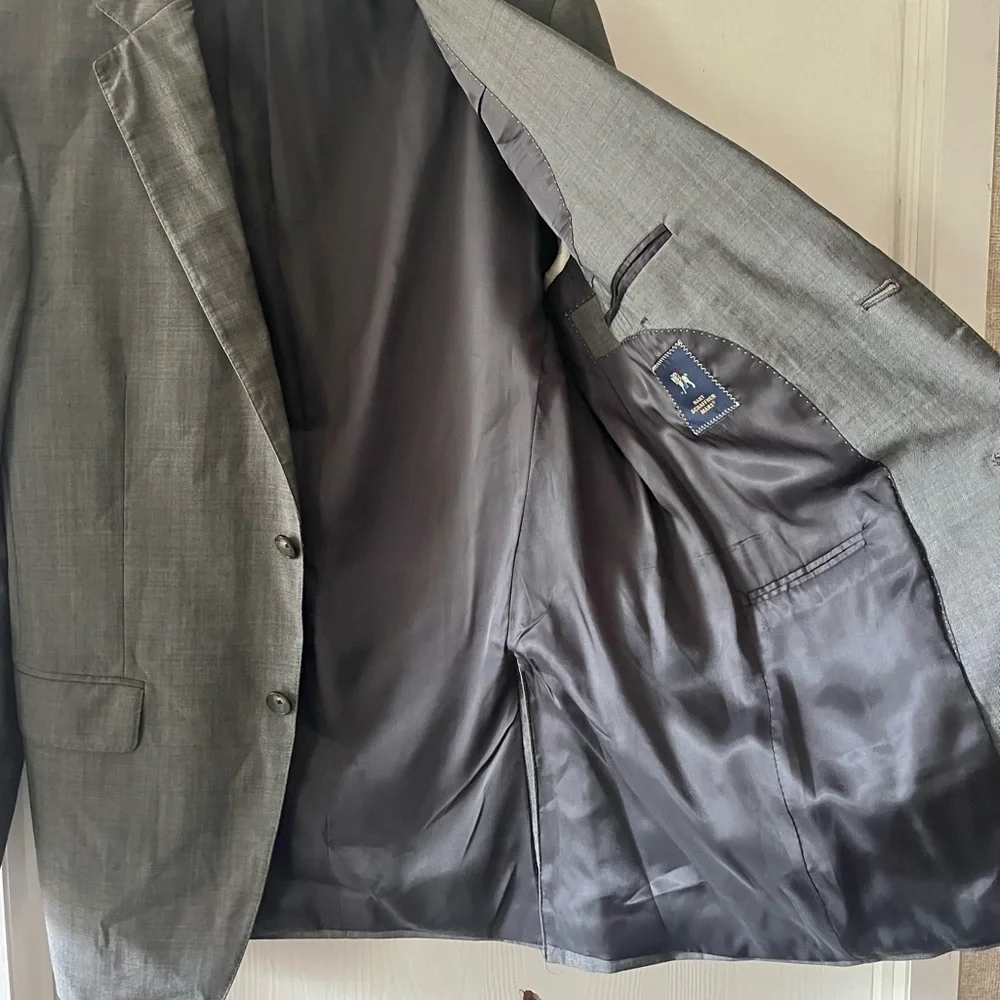 Hart Schaffner Marx Charcoal Heathered Suit